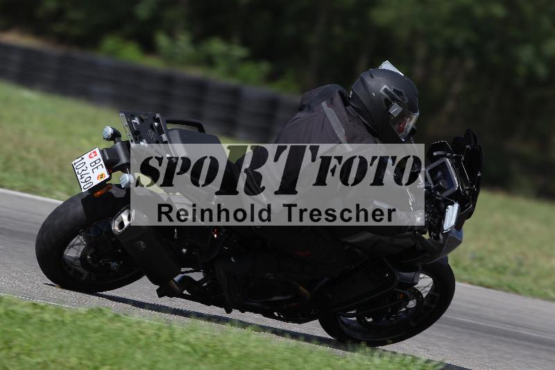 /Archiv-2022/59 31.08.2022 FM Mannhard ADR/Gruppe Mototrend/65